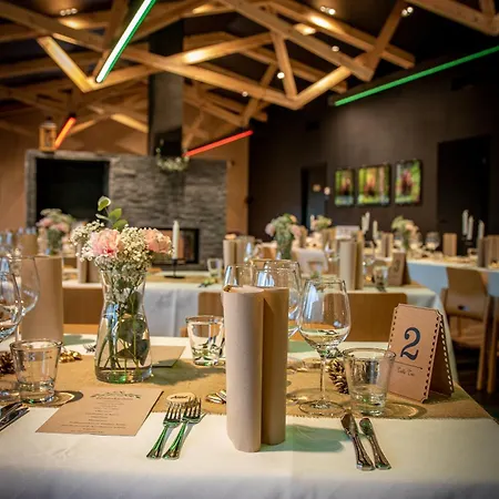 Ruka Trek Gasthaus&hard Trek Café 5*